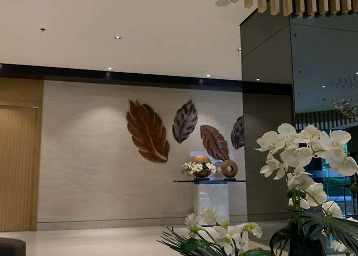 Calle Homes - 1br Unit With Balcony, Lush Residences Apartment Manila